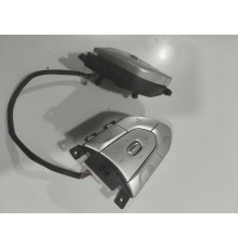 Кнопки руля многофункциональные