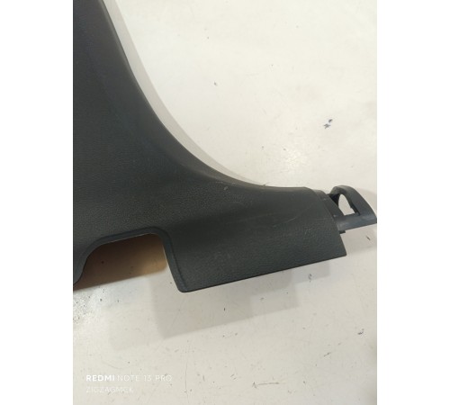 Обшивка центральной стойки нижняя левая