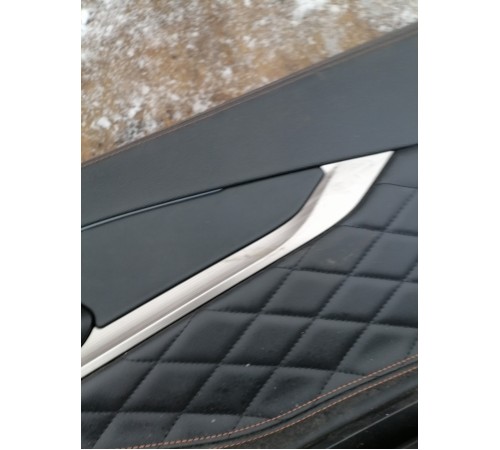 Обшива двери задняя правая