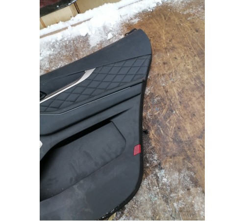 Обшива двери задняя правая