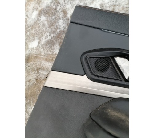 Обшива двери задняя правая