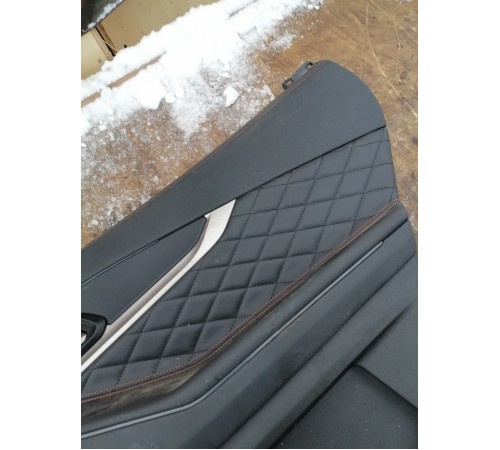 Обшива двери задняя правая