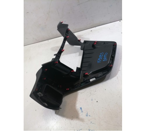 Накладка торпедо передняя левая