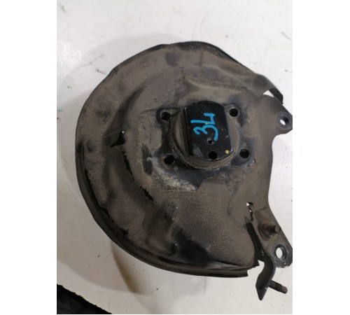 Ступица с пыльником задняя левая