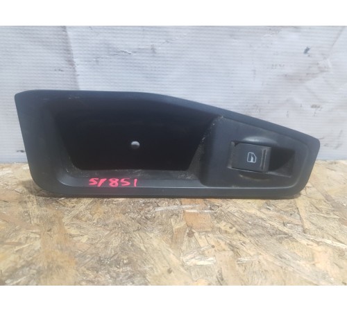 Кнопка  Стеклоподъёмника задняя Правая