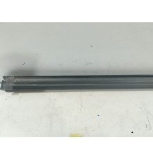 Уплотнитель стекла (передний правый внутренний)