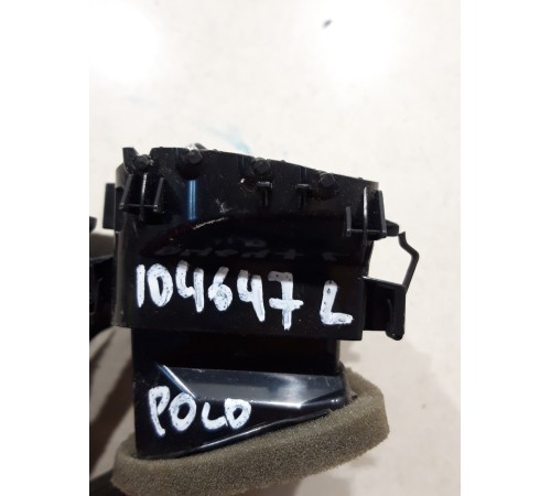 Дефлектор воздушный левый