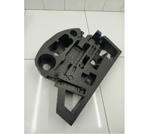 Ящик для инструментов багажника