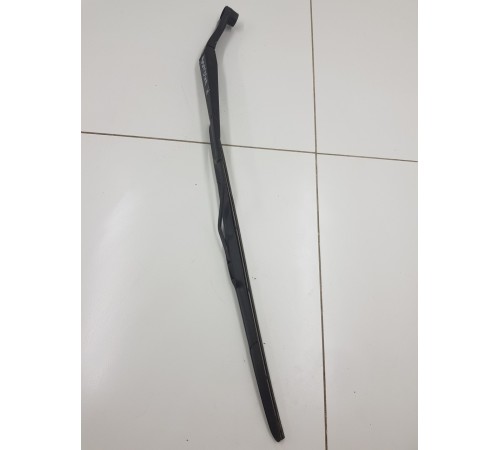 Поводок стеклоочистителя правый