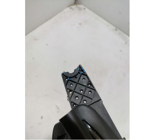 Фара головного света правая