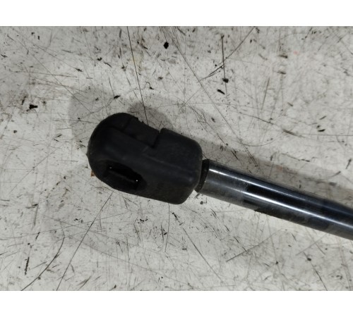 Амортизатор крышки багажника левый