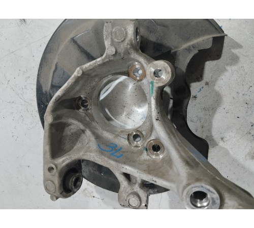 Кулак поворотный задний левый