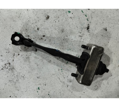 Ограничитель двери задний левый