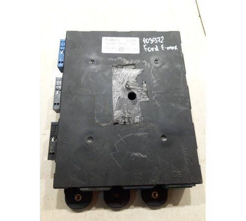 Блок дистанционного управления системами электроники и сигнализации