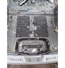 Ниша багажника (запасного колеса)