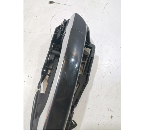 Ручка двери задняя правая наружная