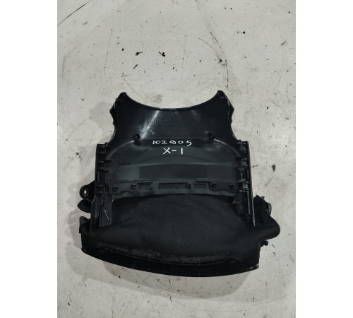 Кожух рулевой колонки верхний