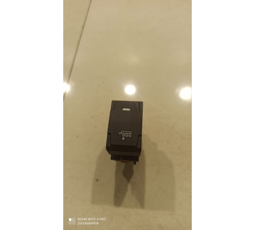 Кнопка переключения давления задней подъемной оси