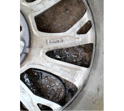 Колесо в сборе 245/40 R18 лето