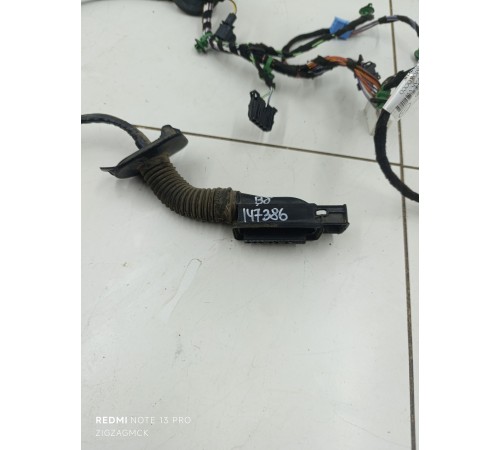 Электропроводка двери передняя левая