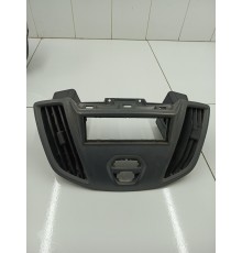 Рамка магнитолы с воздушными дефлекторами