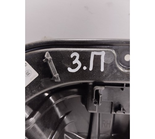 Стеклоподъемник (задний правый)