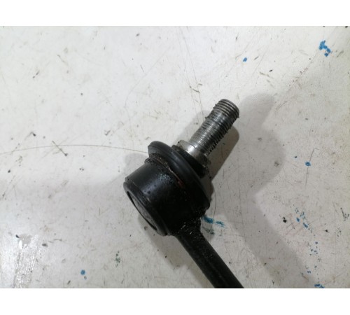 Стойка стабилизатора передняя