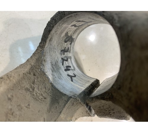 Кронштейн амортизатора (передний, правый)