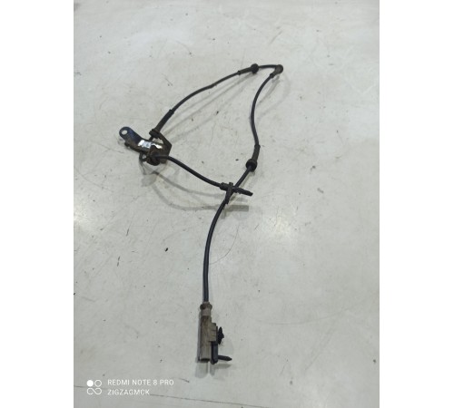 Датчик ABS передний