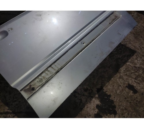 Дверь (передняя, правая)