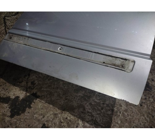 Дверь (передняя, правая)