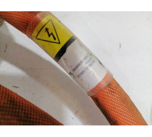 Силовой высоковольтный провод передний