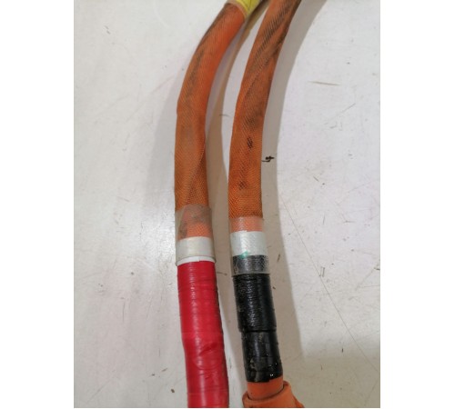 Силовой высоковольтный провод передний