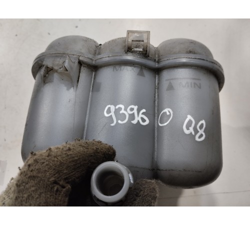 Бачок расширительный