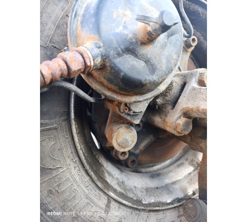 Суппорт тормозной передний левый