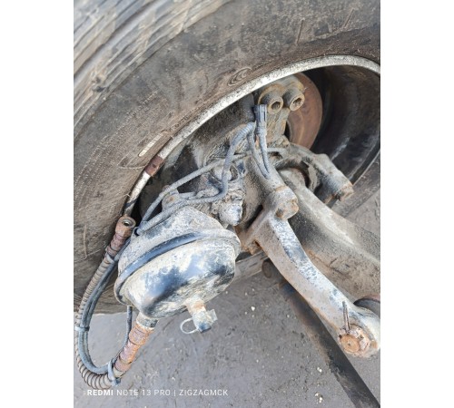 Суппорт тормозной передний левый