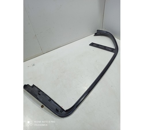 Накладка рамки двери (задняя правая)