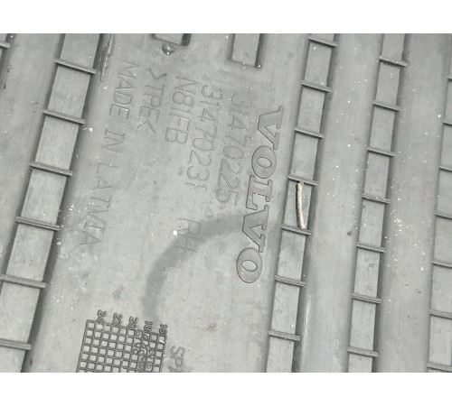 Комплект ковриков 4шт (оригинал)