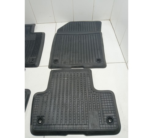 Комплект ковриков 4шт (оригинал)