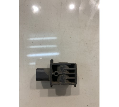 Датчик удара (передний)