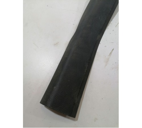 Накладка порога задняя левая внутренняя