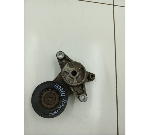 Ролик натяжитель ремня