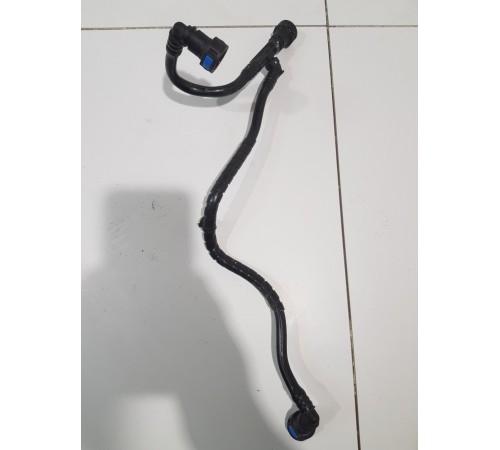 Трубка топливная