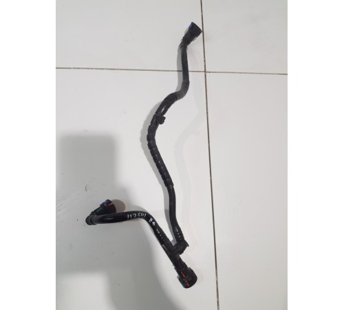 Трубка топливная