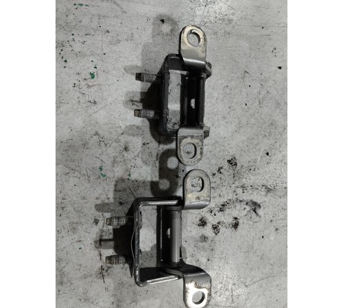 Комплект петель крышки двери багажника 2шт.