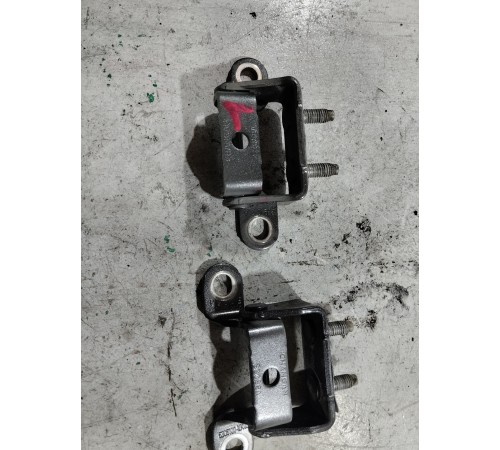 Комплект петель крышки двери багажника 2шт.