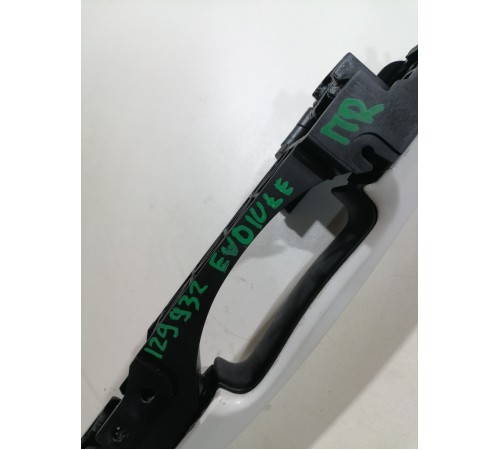 Ручка двери передняя правая внешняя