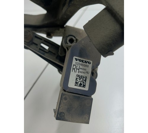 Датчик дорожного просвета (уровня пола) задний правый