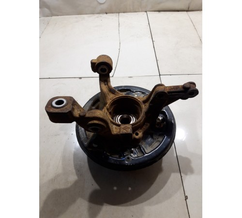 Кулак поворотный(задний левый)