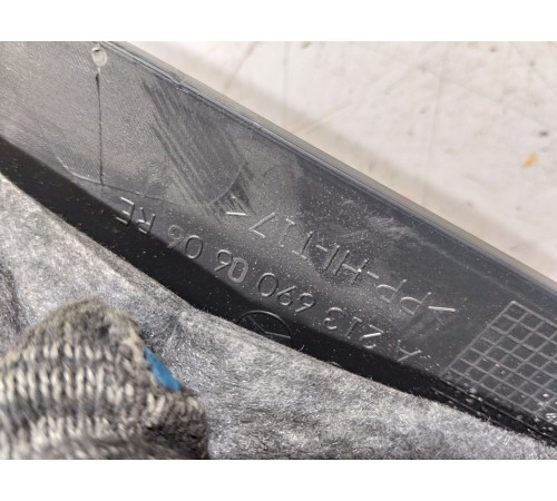 Обшивка стойки задняя правая